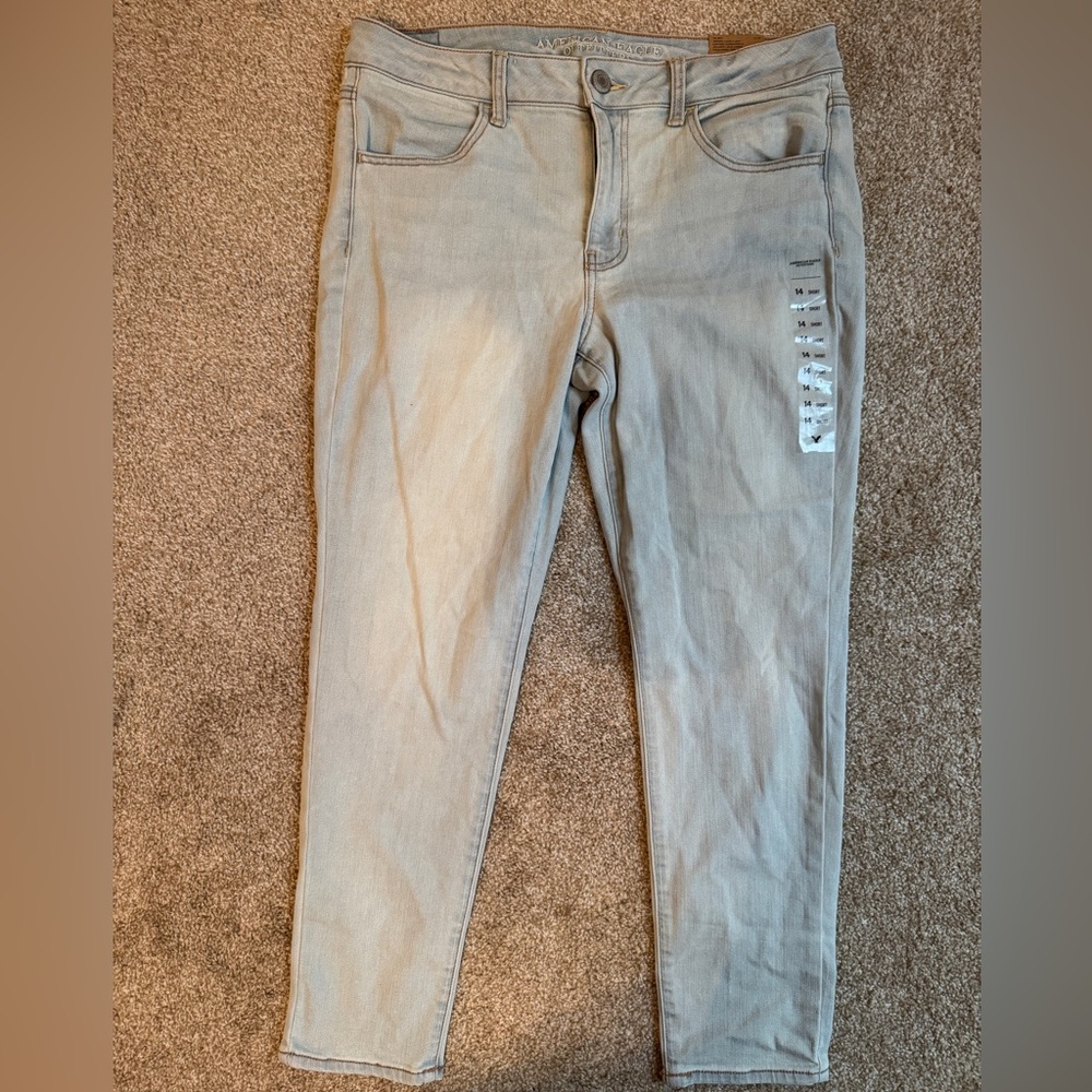 American Eagle Light Wash Denim Jeggings